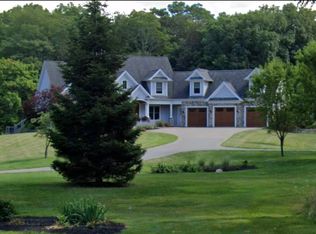 915 Lake Rd, Webster, NY 14580