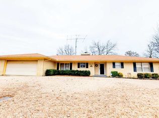 1708 Essex St, Ardmore, OK 73401