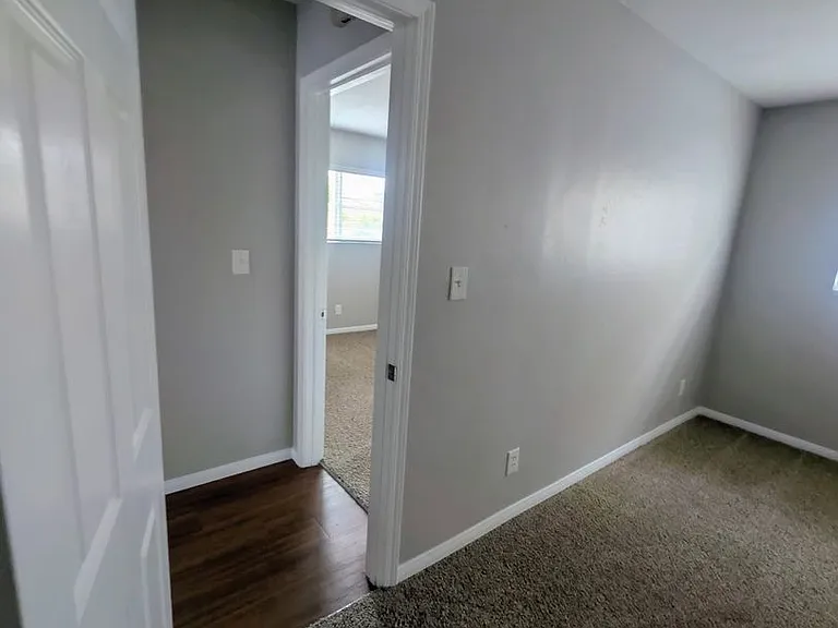 3686 3rd Ave #8 — Photo 27