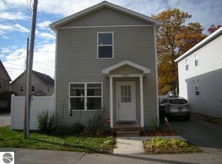 1035 Karla Ln, Traverse City, MI 49686