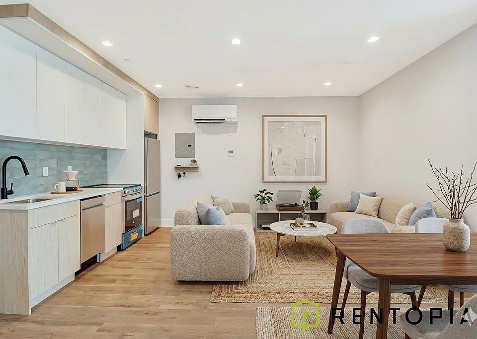 1st image of 415 Manhattan Ave #315B
