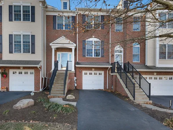 2372 Dorchester St W #W, Furlong, PA 18925