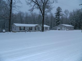 1280 Deep River Rd, Sterling, MI 48659