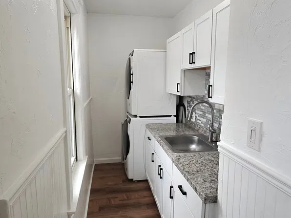 6 Derby St #3, Worcester, MA 01604