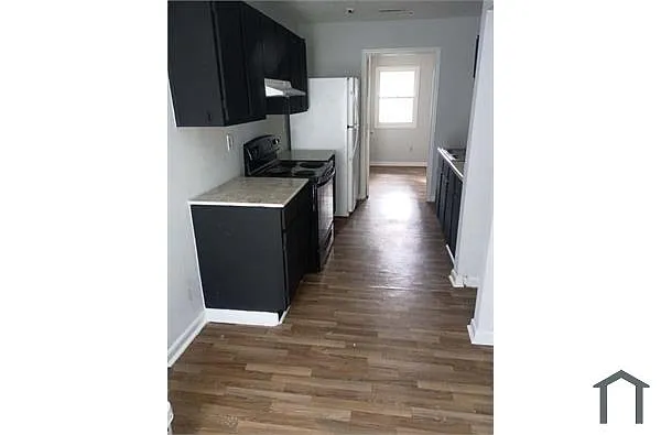 Building Photo - 407 Maides Ave #A