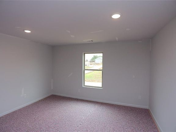 4th image of 557 Overo Dr