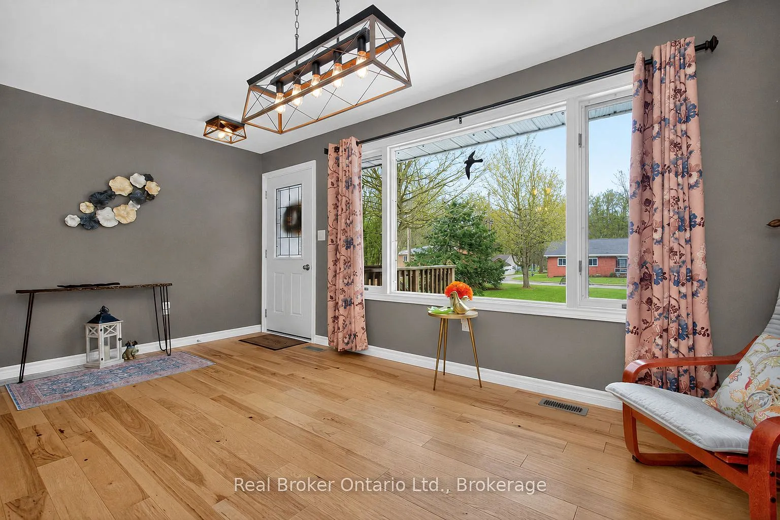 3 bed, $3,100 — Photo 3