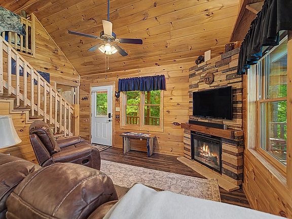 5th image of 434 Bear Creek Drive Drive