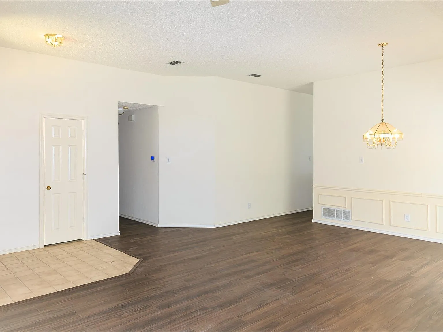 4 bed, 1825 sqft, $2,650 — Photo 4