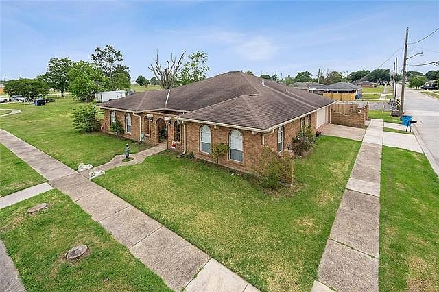1st image of 3421 Campagna Dr