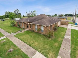 3421 Campagna Dr, Chalmette, LA 70043