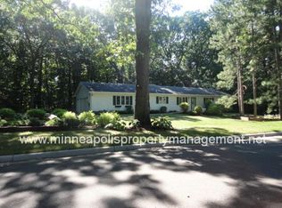 16915 9th Ave N, Plymouth, MN 55447