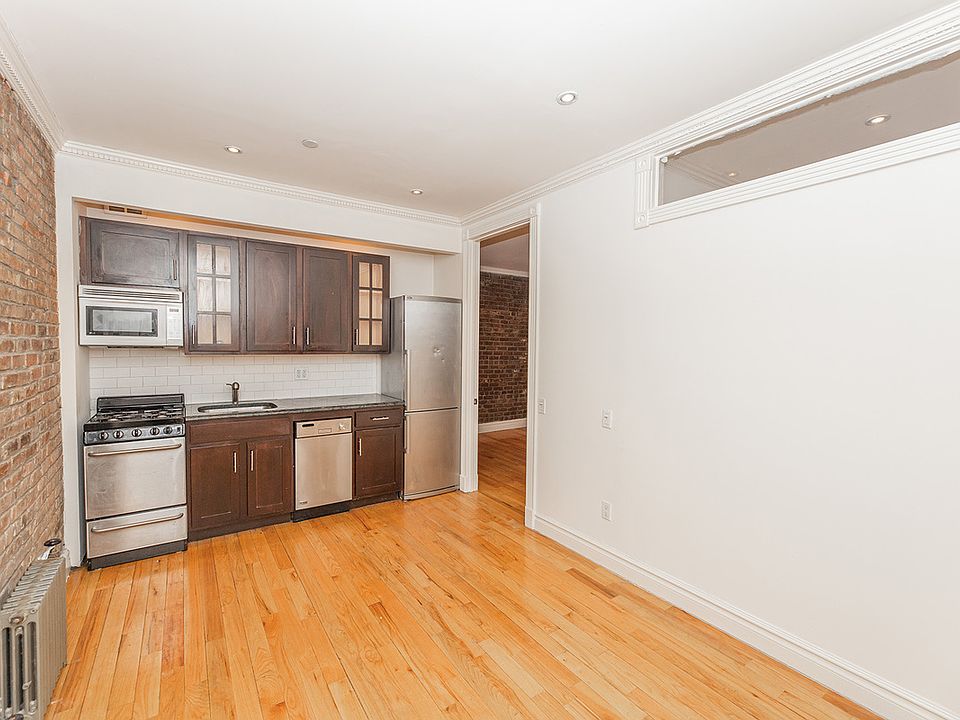1st image of 43 Orchard St #2A