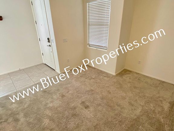 3rd image of 10568 S Avenida Lago De Plata