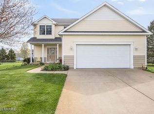 4264 Buttercup St, Galesburg, MI 49053