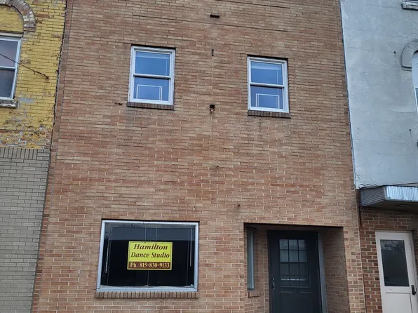 210 Lasalle St, Tonica, IL 61370