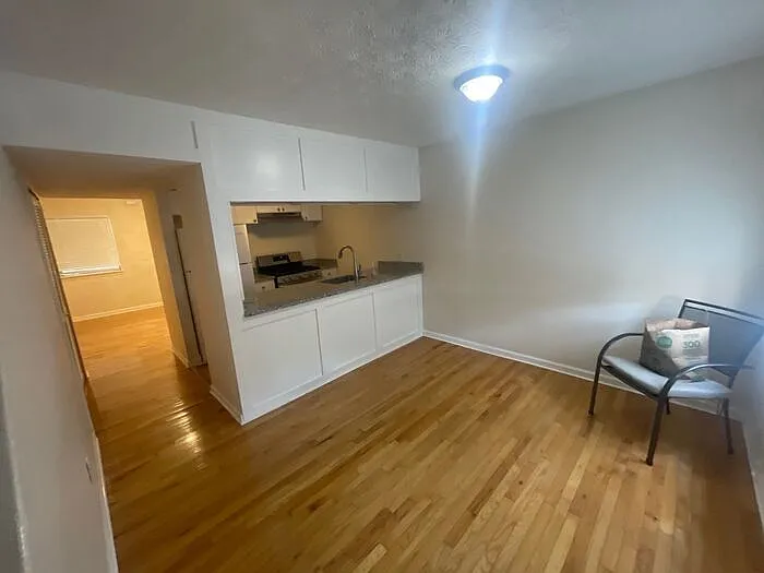 18 Country Place Ct — Photo 4