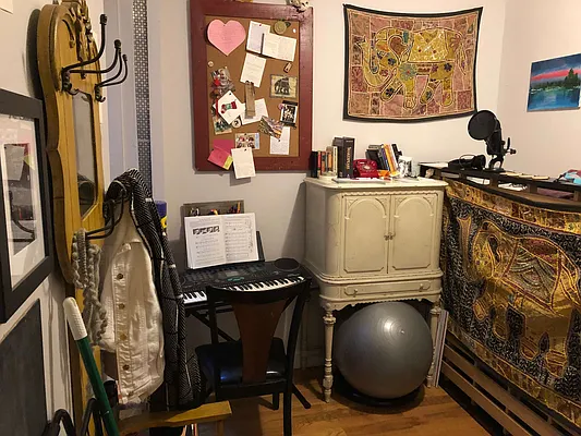 Rented by Owner | media 42