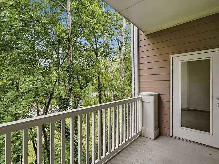 1000 E Woodlawn Rd #216 — Photo 19
