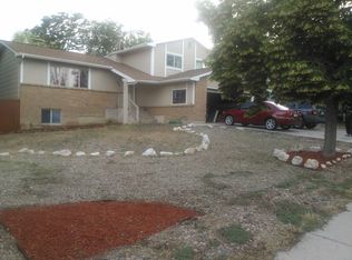 911 Amsterdam Dr, Colorado Springs, CO 80907