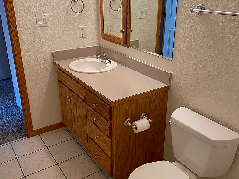 1736 Fetterman Dr #4 — Photo 9