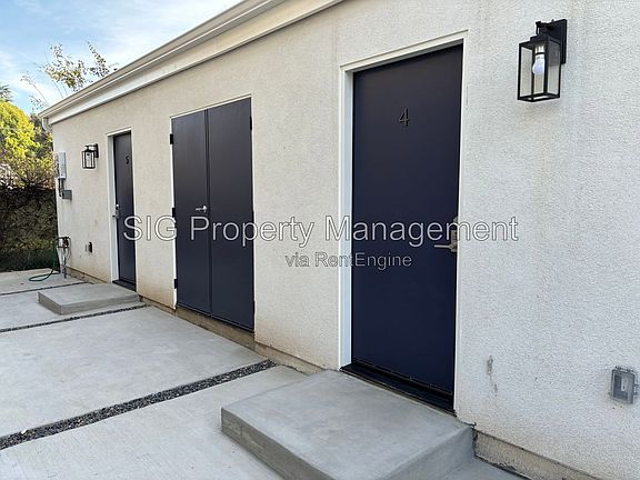4th image of 252 W Howard St #5