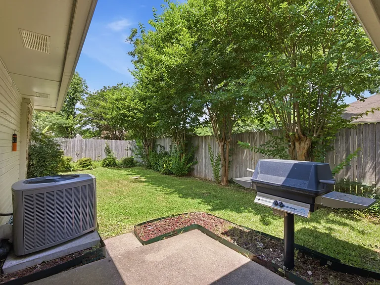 2103 Overview Ln — Photo 27