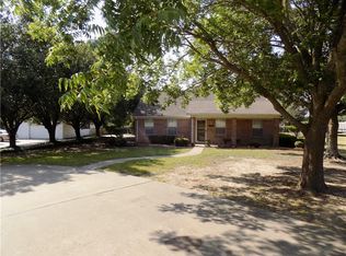 116 Pecan Cir, Trenton, TX 75490