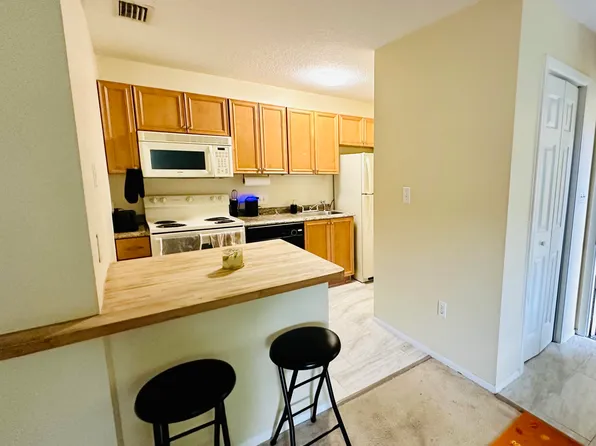225 S Tropical Trl APT 705, Merritt Island, FL 32952