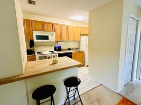 225 S Tropical Trl