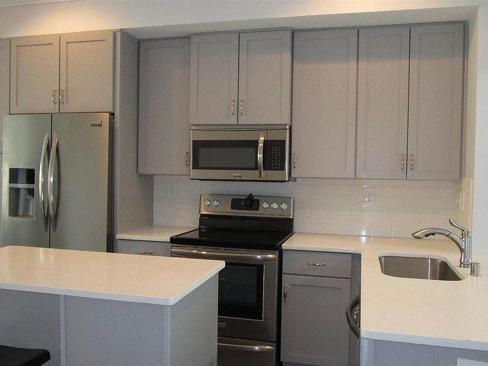 1st image of 222 Midland Ave APT 5102