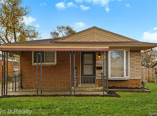 8968 Beatrice St, Livonia, MI 48150