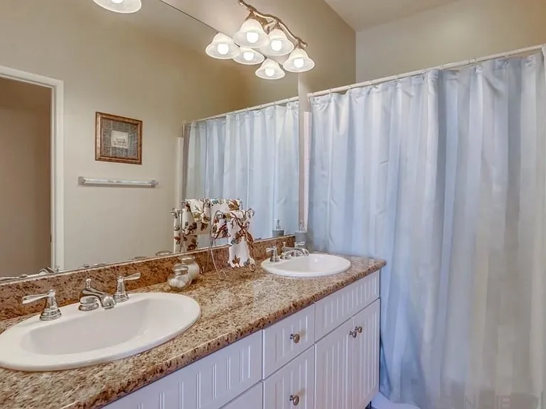 3015 Cole Grade Dr — Photo 6