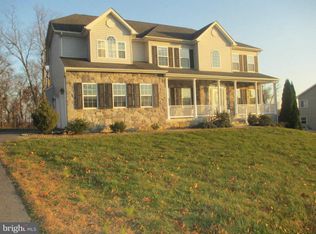 190 Braeburn Dr, Martinsburg, WV 25403