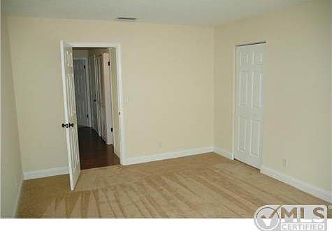3rd image of 5245 Mirror Lakes Blvd