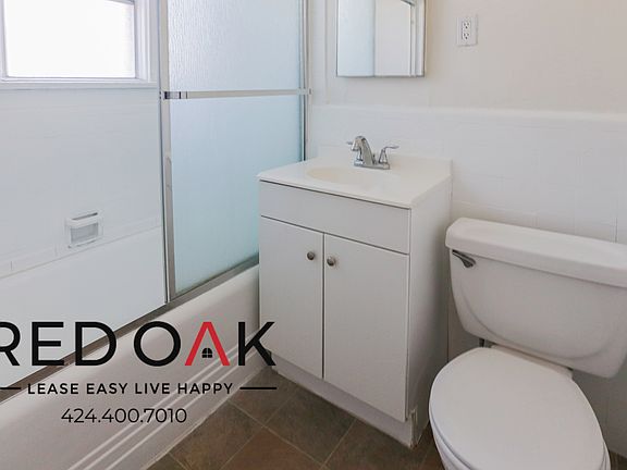 5th image of 724 S Mariposa Ave #203