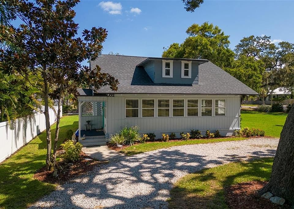 602 Avery Ave, Crystal Beach, FL 34681 MLS U8209652 Zillow