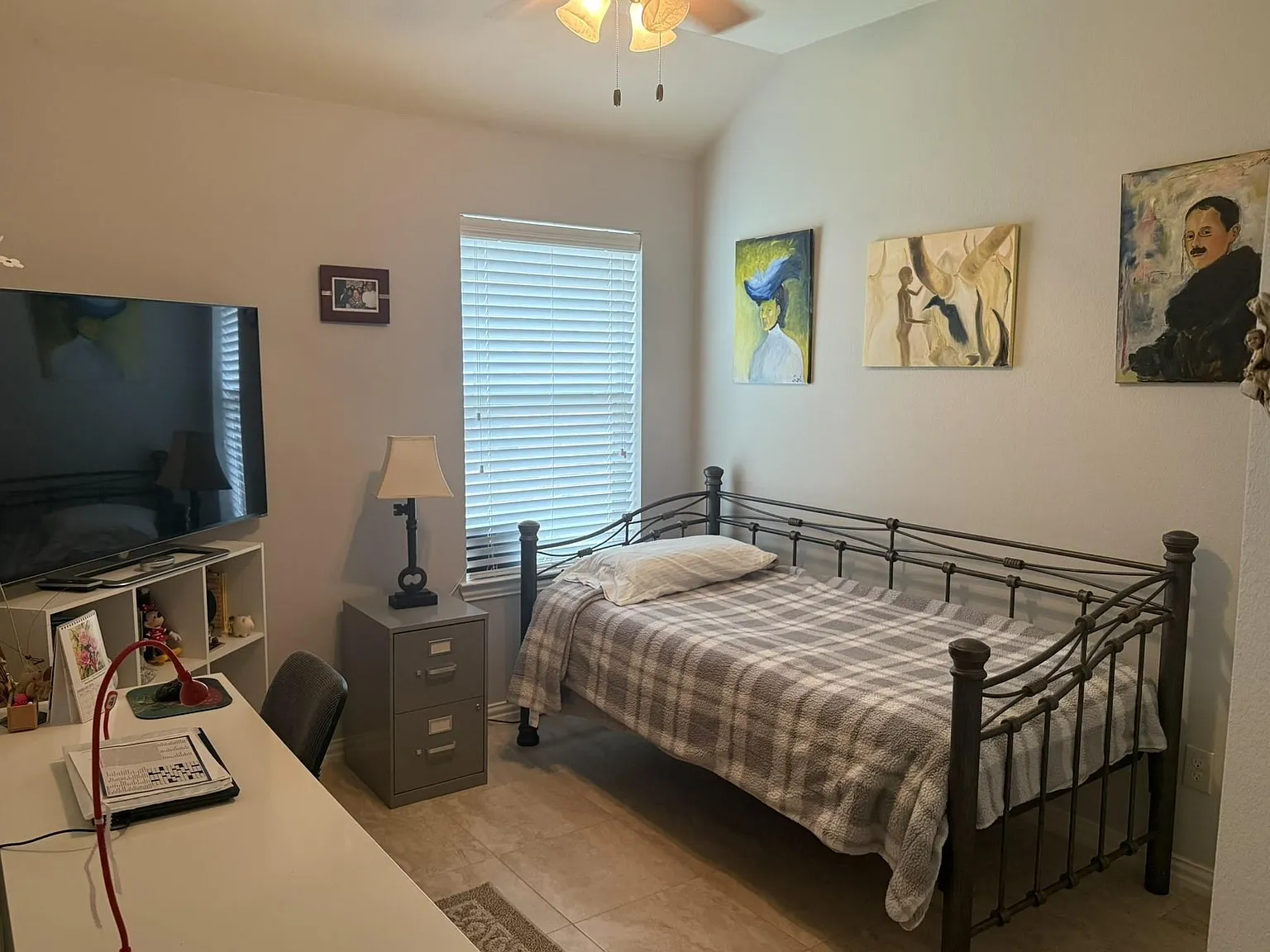 3 bed, 4.0 bath, 1573 sqft, $1,950 — Photo 4