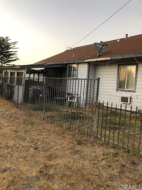1st image of 683 W Main St