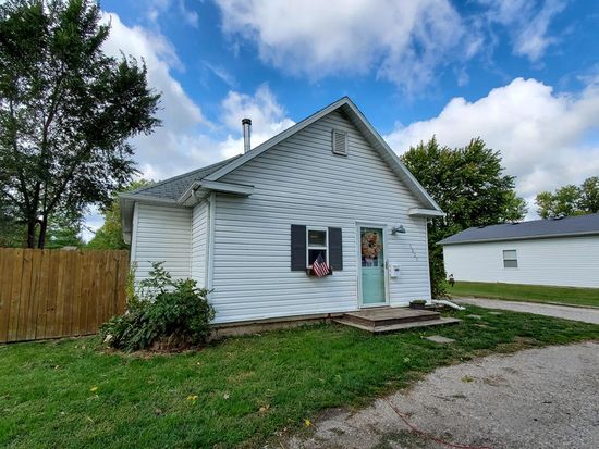 1027 N Edgar St Kirksville Mo 63501 Zillow