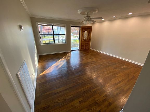 5th image of 1223 Church Ave SE