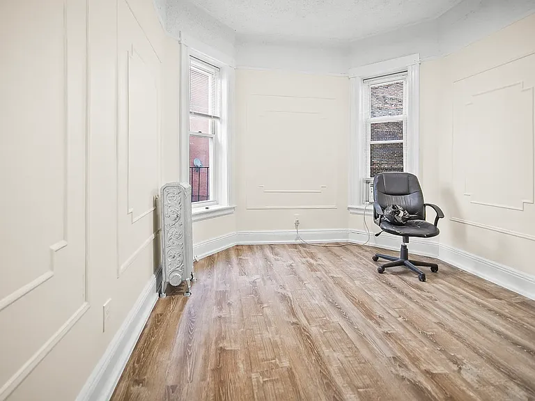 2591 Bedford Ave #3 — Photo 16