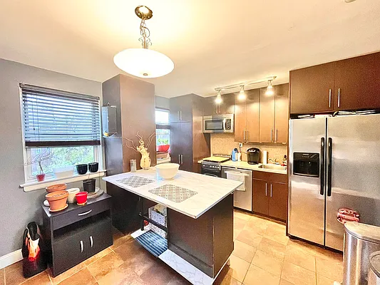 Rented by Century 21 Premier  | media 4