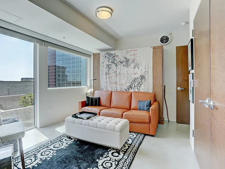 800 Brazos St #1107 — Photo 4