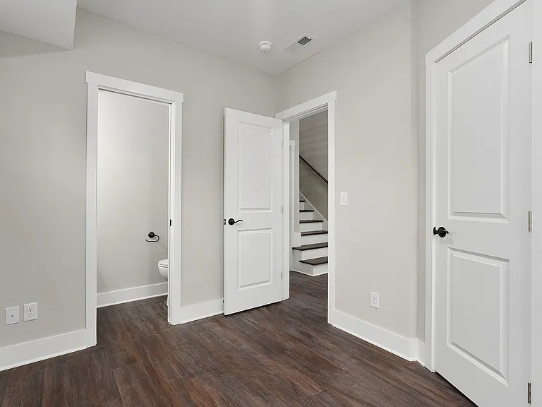 1613 S Highland Park Ave — Photo 17