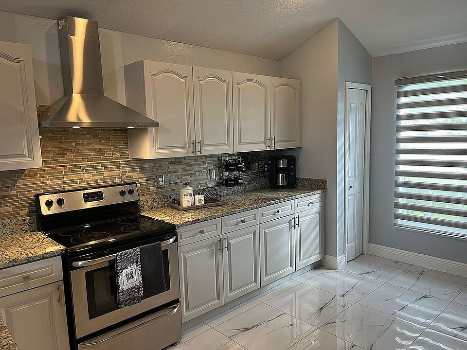 1st image of 13037 Bridleford Dr