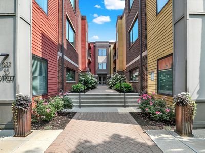 622 E 10th St #310, Indianapolis, IN, 46202