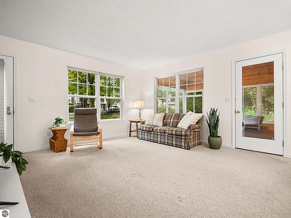 4th image of 3941 Peninsular Shores Dr
