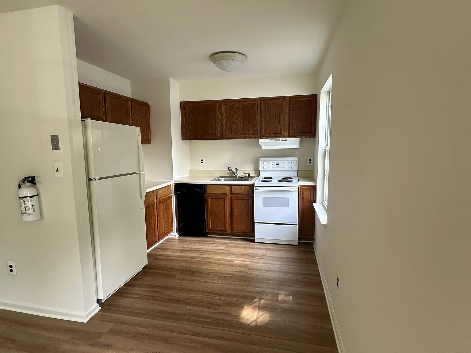 1 bed, 475 sqft, $1,400 — Photo 3