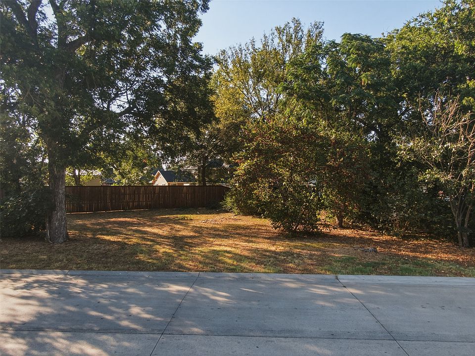 1st image of 104 N Getzendaner Ave